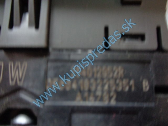 ľavý predný vypínač na okná na renault megane IV, 254012952R